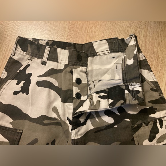 Camo utility pants, white/dark green - Picture 2 of 5